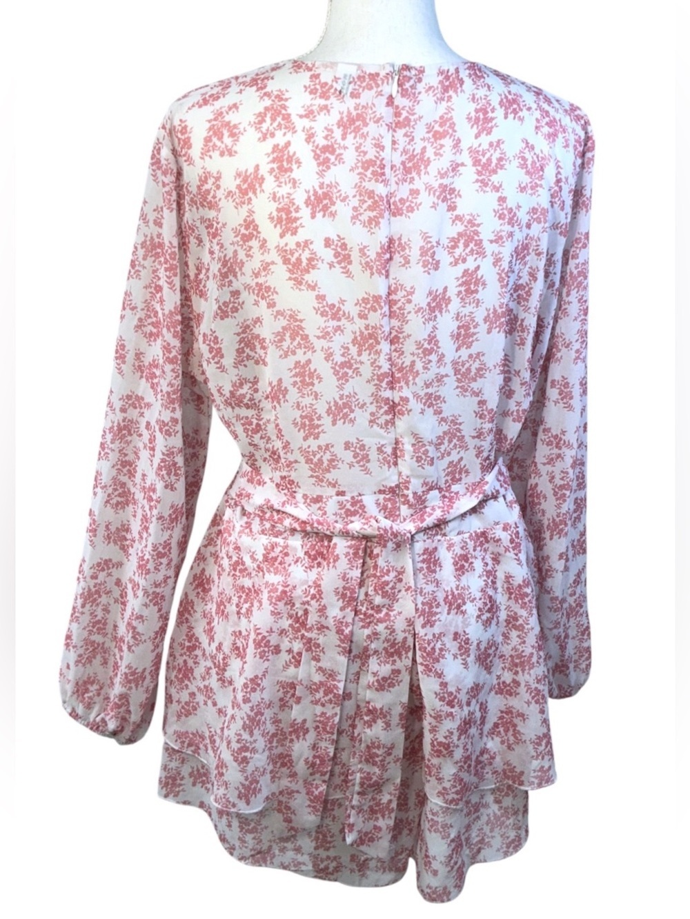 Classic Fashion Collection Wrap Romper Long Sleeve V Neck Pink White Large - Picture 10 of 14
